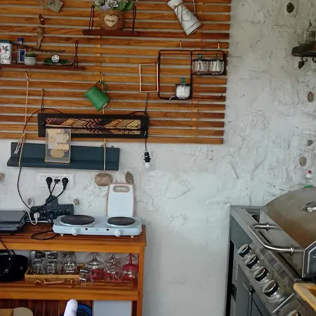 Glamping Yurtas, Camp, Roseart Resort אוהל מפואר Mrse