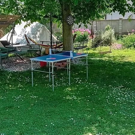 Glamping Yurtas, Camp, Roseart Resort אוהל מפואר Mrse