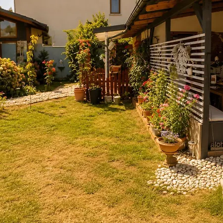 Garden Camp, 4 Youtas, Roseart Resort Luxury tent Mrse